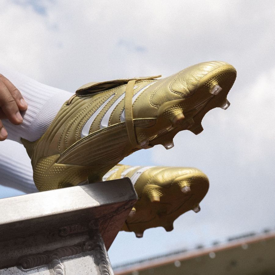 Adidas Predator Absolute FG - Dorado Metálico/Blanco (EDICIÓN LIMITADA)