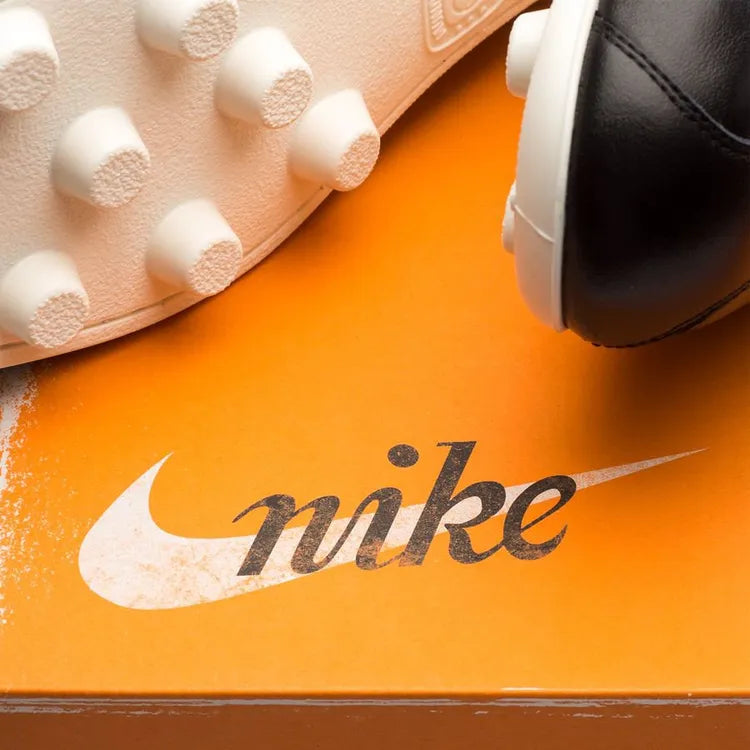 The Nike 1971 FG - Black/White (EDICION LIMITADA)