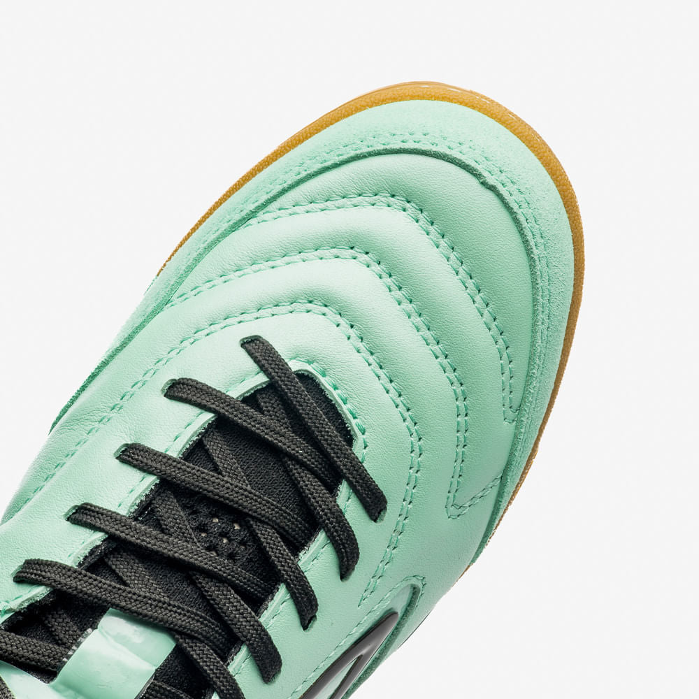 Umbro Adamant Master Class Pro Bump